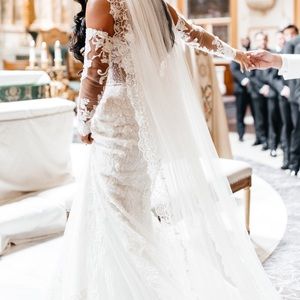 Sophia Tolli detachable sleeves size 10 ivory/nude